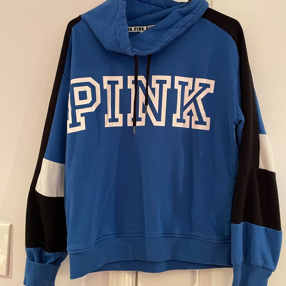 PINK blue funnel neck sweatshirt w/ pockets